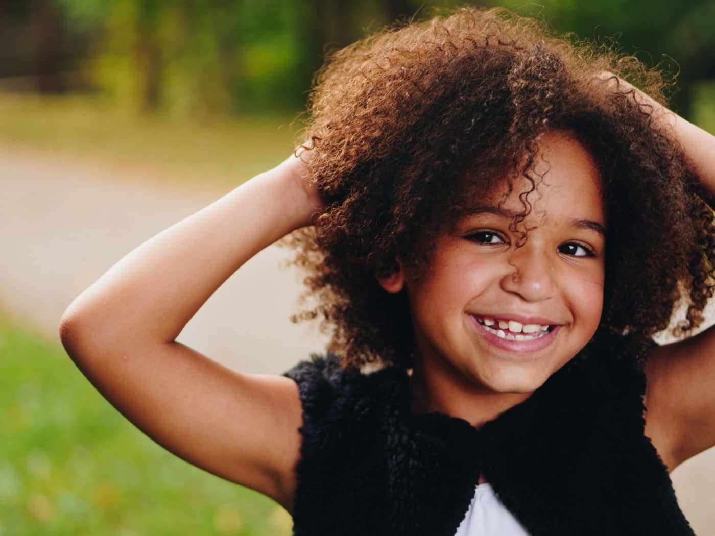 Comment prendre soin des cheveux bouclés des enfants ? – La Belle Boucle