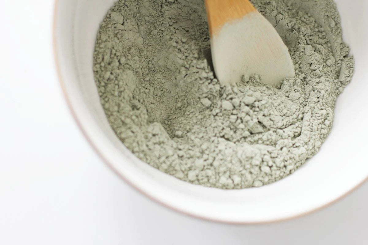 Detox Capillaire : la clarification pour purifier les cheveux bouclés