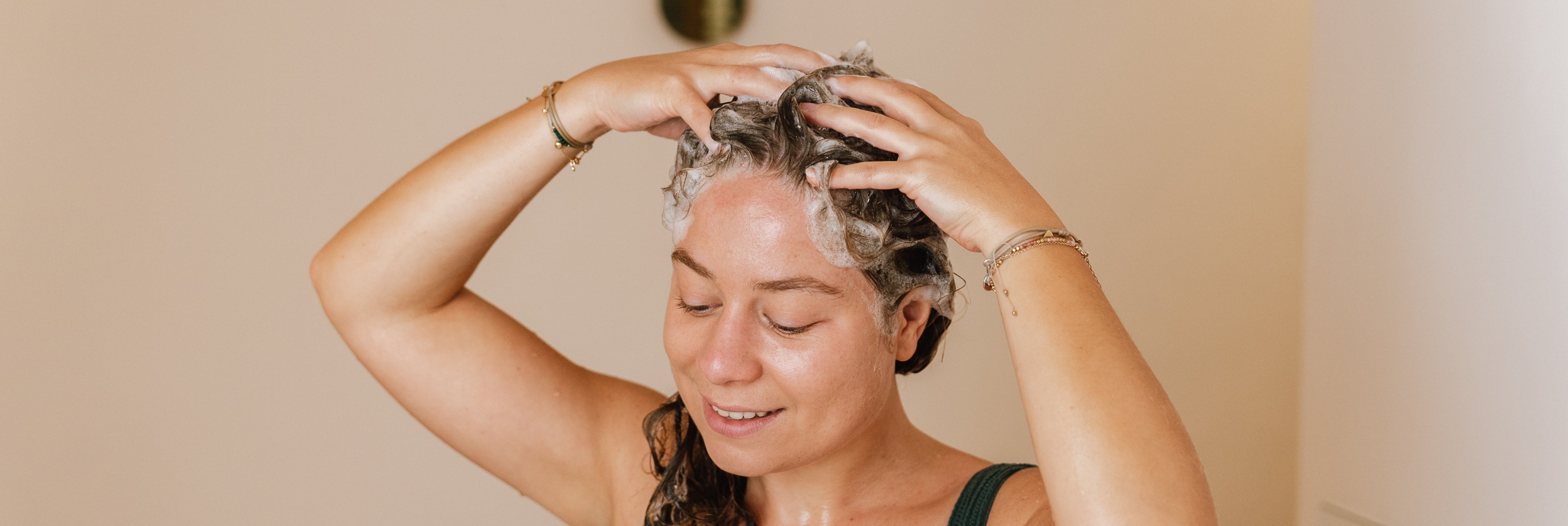 Co-wash cheveux bouclés